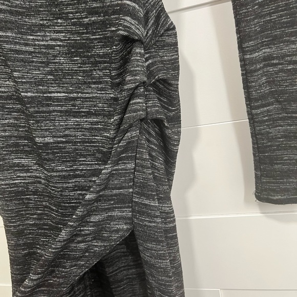 Dress - Picture 5 of 6